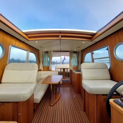 Linssen Yachts Charter Friesland 34.9 Sedan Carlotta 5